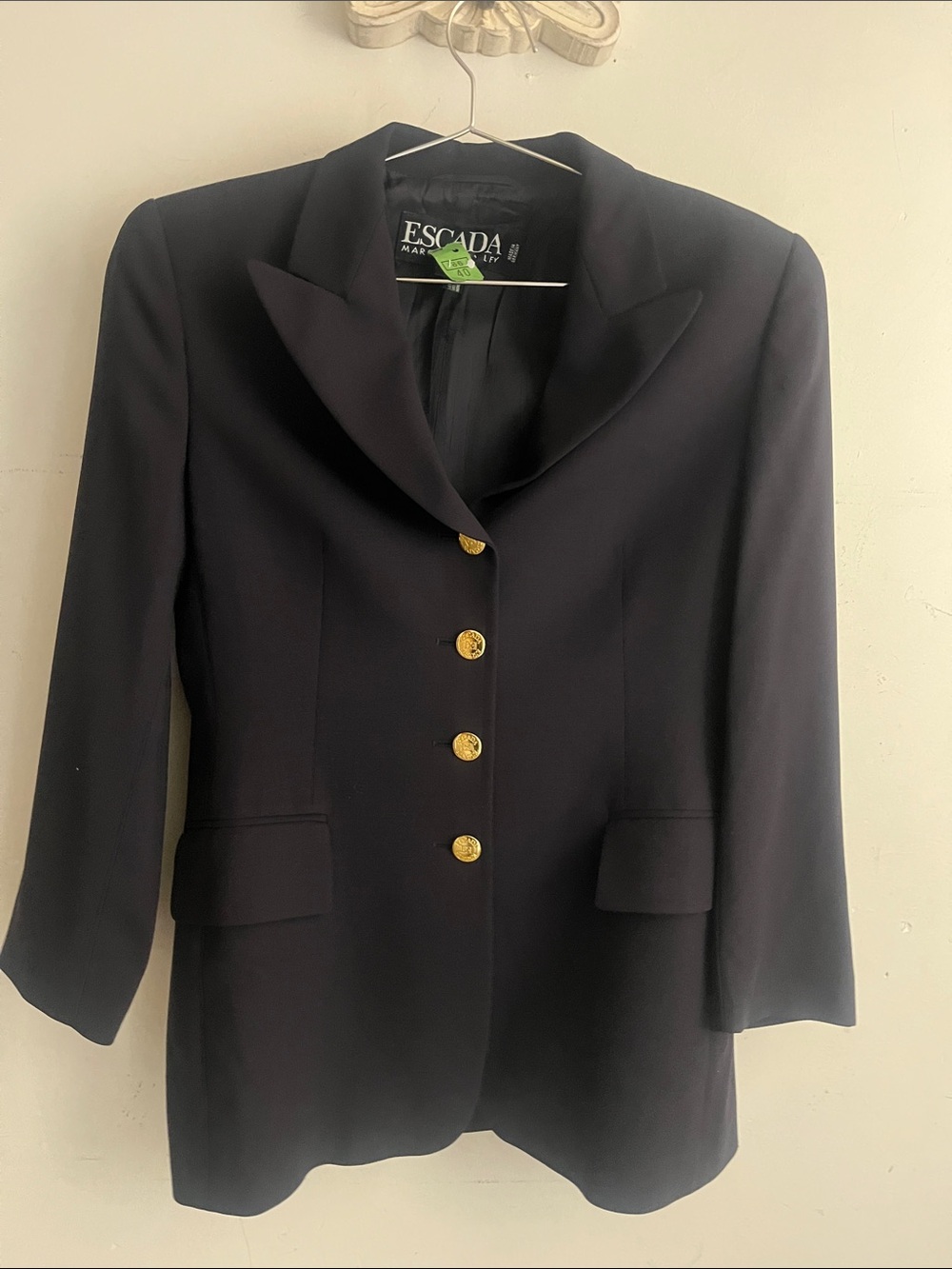 Escada Navy Blue Wool Blazer Sz 38 US 6/8 Medium